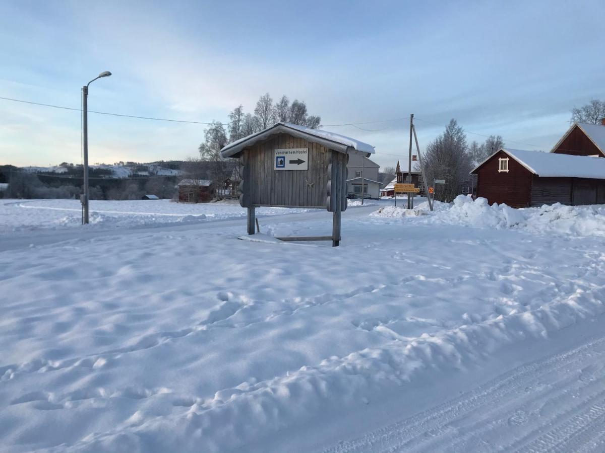 Asens Vandrarhem Uvboet Älvdalen Esterno foto