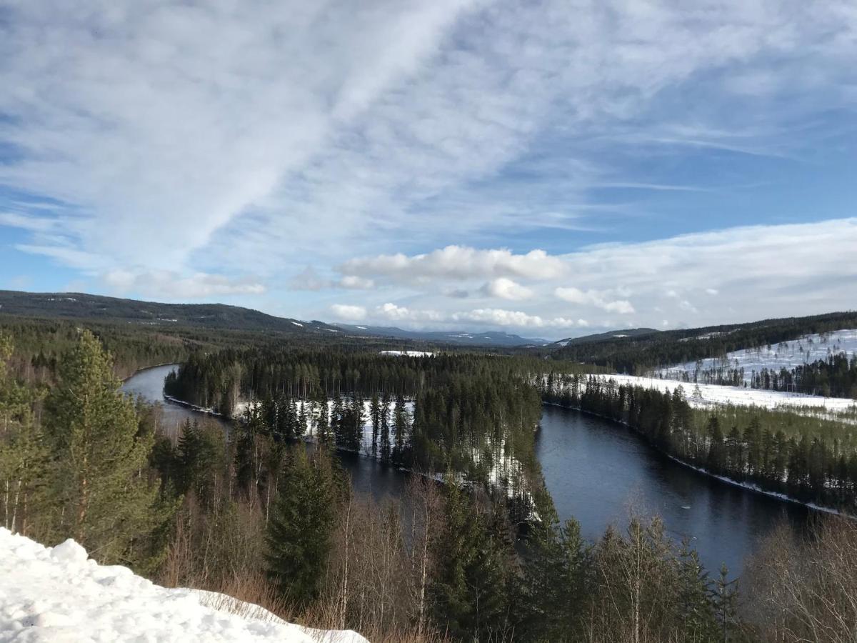 Asens Vandrarhem Uvboet Älvdalen Esterno foto