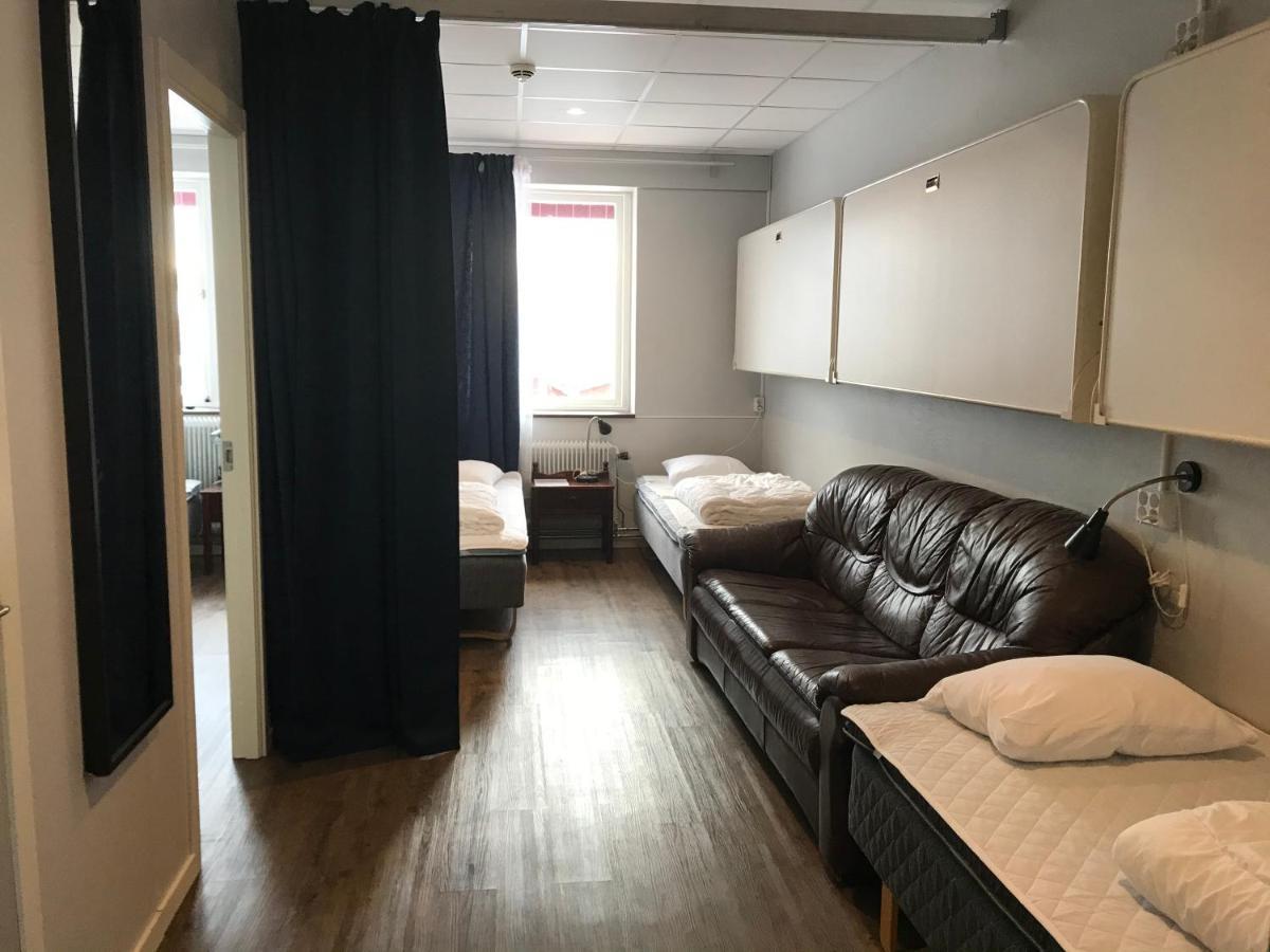Asens Vandrarhem Uvboet Älvdalen Esterno foto